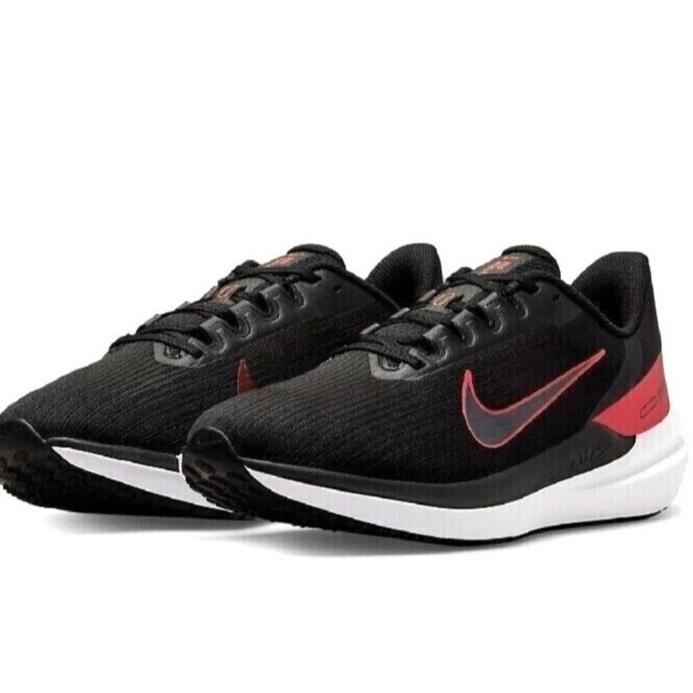 Nike Air Winflo 9 Men’s Running Shoes–Black & Univ. Red–Style DD6203 –003 SZ 12